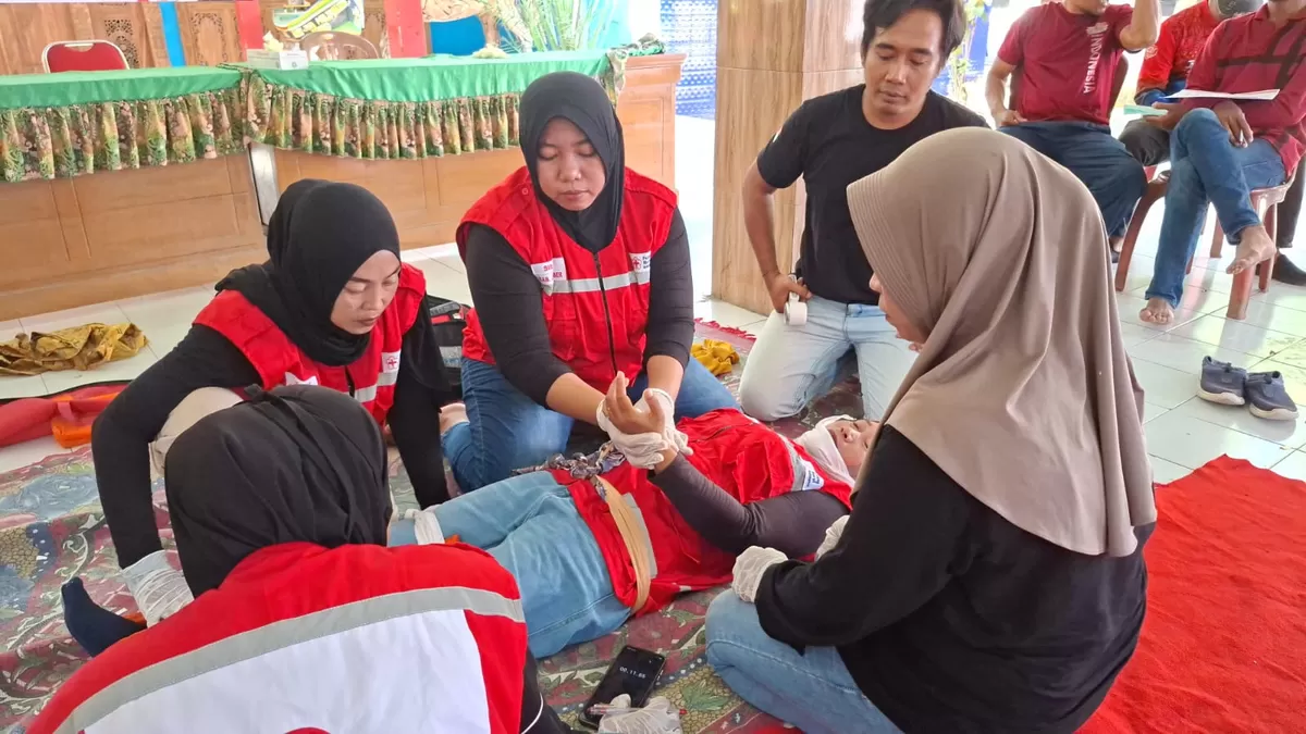 Relawan SIBAT Desa Puger Wetan ikuti pelatihan pertolongan pertama, siap hadapi situasi darurat (Dok. PMI Jember)