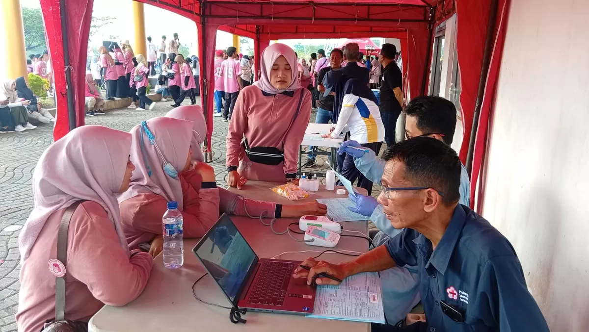Aksi donor darah. (Dok. PMI Jember)