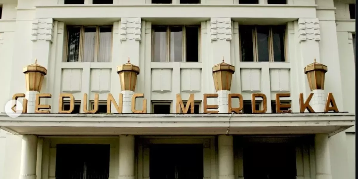 Potret Gedung Merdeka di Jalan Asia Afrika, Bandung (Instagram/@humas_bandung)