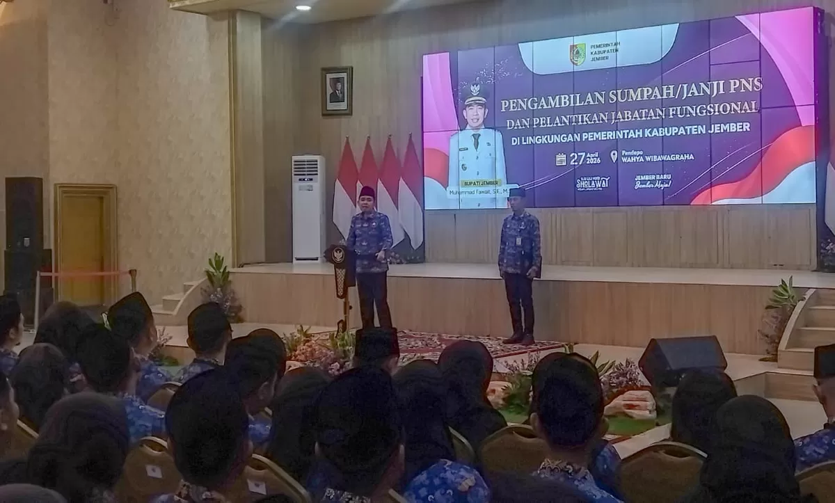 Bupati Jember Gus Fawait saat memberikan sambutan. (M Purnomo/SketsaNusantara.id)