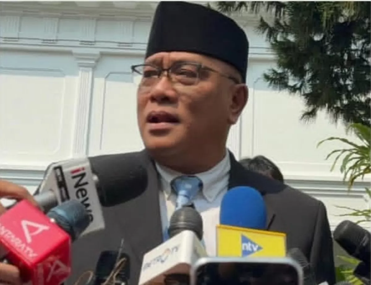 Potret Jumhur Hidayat yang resmi dilantik menjadi Menteri Lingkungan Hidup (Instagram/jumhur_hidayat)