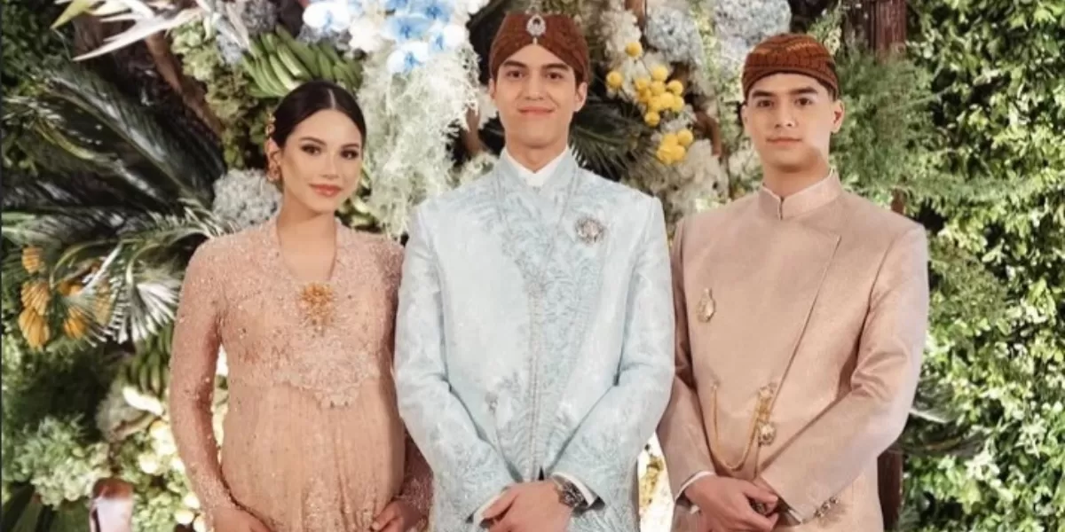 Pasangan Al dan Alyssa di pernikahan El Rumi  (Instagram @alyssadaguise)