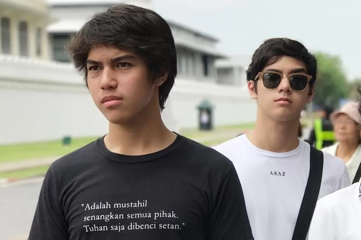 Potret El Rumi dan Al Ghazali serta kisah masa lalunya kembali jadi sorotan saat perseteruan Ahmad Dhani dengan Maia Estianty sempat memanas belakangan ini (Instagram/elelrumi)