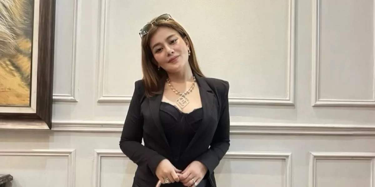 Isu kdrt dalam masalah rumah tangga Shindy Samuel dan Rendy Samuel kembali mencuat pasca dilakukannya sidang perceraian.  (Instagram.com/@rendyshindy_samuel.)