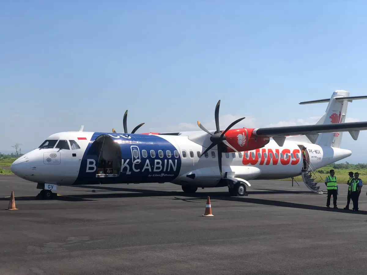 Pesawat Wings Air yang akan beroperasi di Jember. (Angga Juli Setiawan/SketsaNusantara.id)