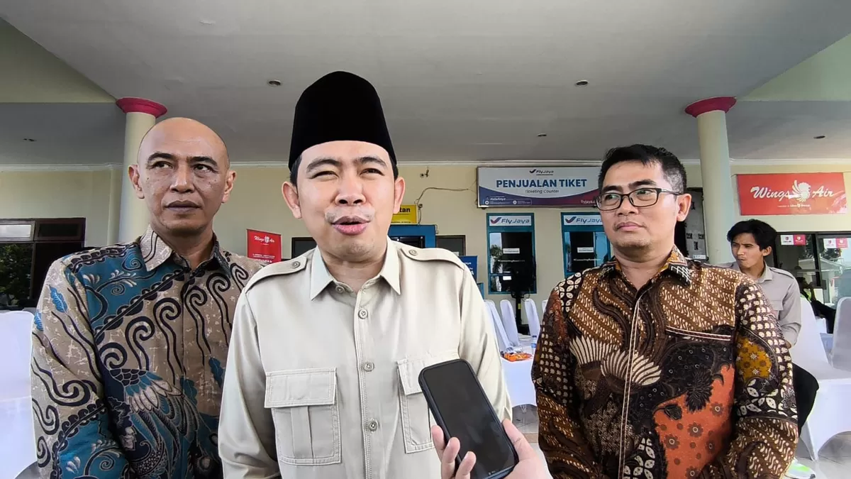Bupati Jember Gus Fawait saat dikonfirmasi. (Angga Juli Setiawan/SketsaNusantara.id)
