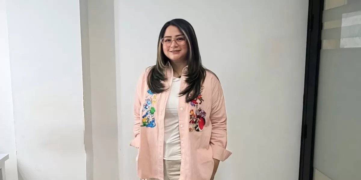 Jelita Bahar pilih banting stir dari profesinya sebagai pedangdut di entertainment menjadi penjual risol.  (Instagram.com/@jelitabahar_)