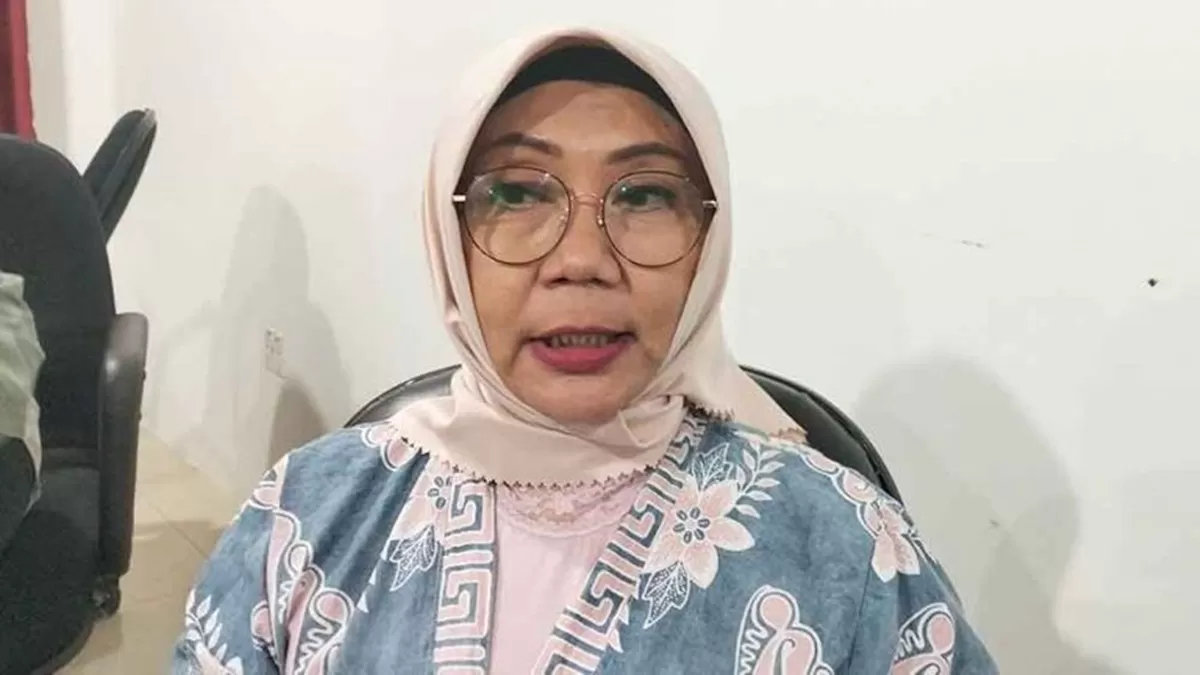 Potret Nana Kencanawati, Wakil Ketua DPRD Cirebon yang menuai kritik usai ketahuan melontarkan komentar body shaming pada pengkritik program MBG (instagram/gerindra)