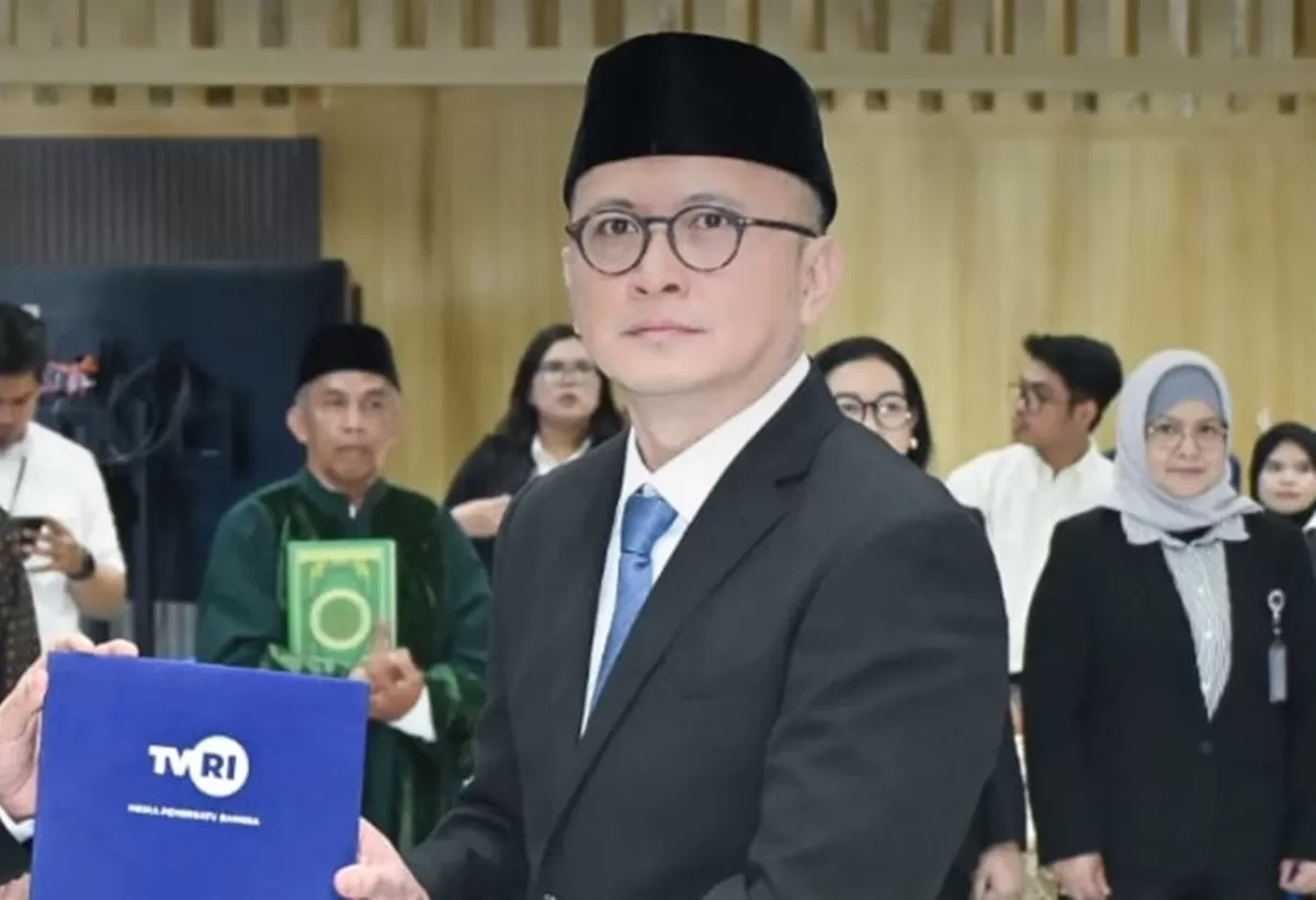 Potret Fiki Satari setelah dilantik jadi dirut TVRI dan ramai disorot di tengah polemik pengadaan dana Rp1,3 triliun untuk hak siar Piala Dunia 2026 yang diambil dari APBN (Instagram/iccnmedia)