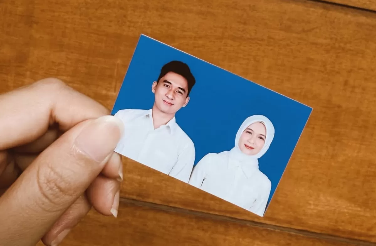 Dea Annisa dan Achmad Zacky Siap Naik Pelaminan? Unggahan Foto Berlatar Biru Banjir Ucapan Selamat (Instagram.com/@deaaannisa)
