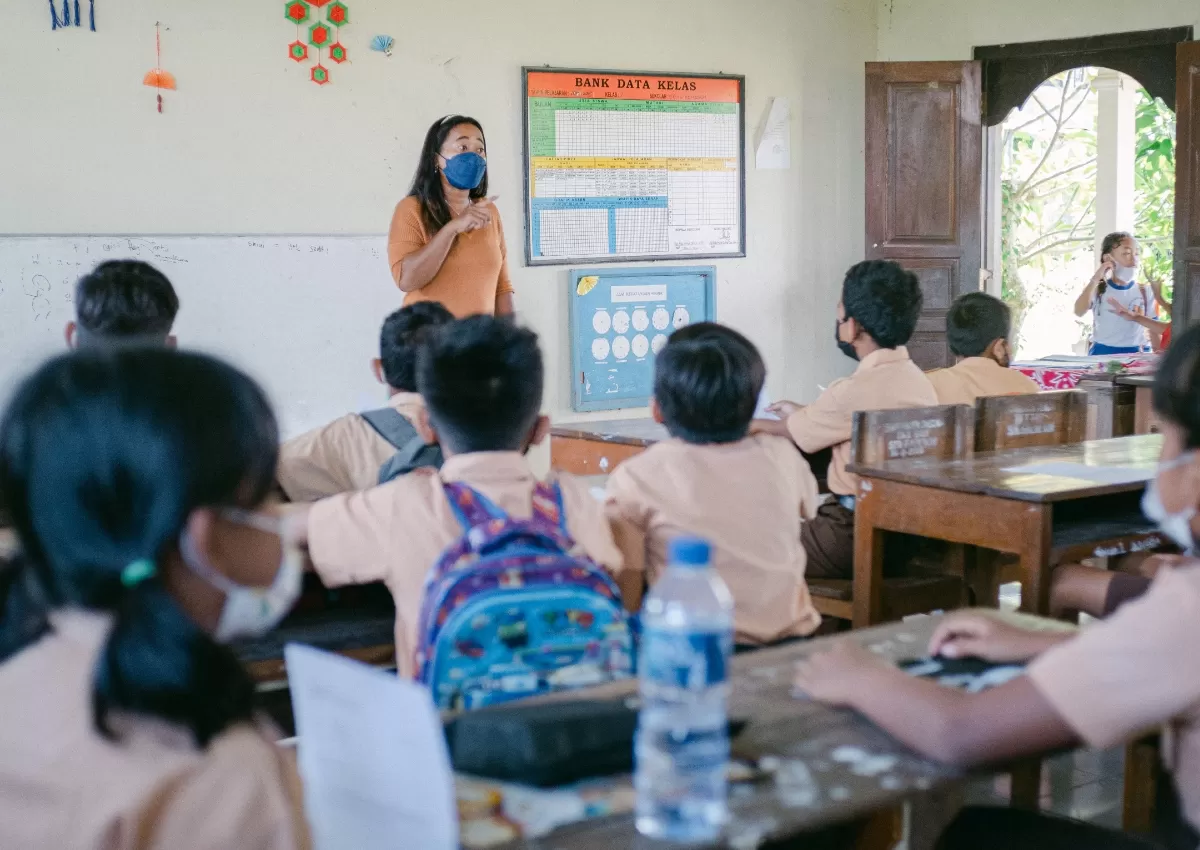 Pantun seru dan lucu untuk perkenalan di kelas. (Pexels.com/Agung Pandit Wiguna)