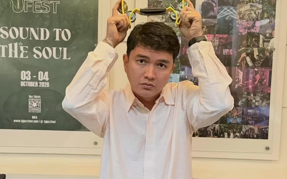 Potret Aldi Taher berikan klarifikasi dan minta maaf usai tantang Baskara Putra debat gegara kritik kameramen di medsos (Instagram/alditaher.official)