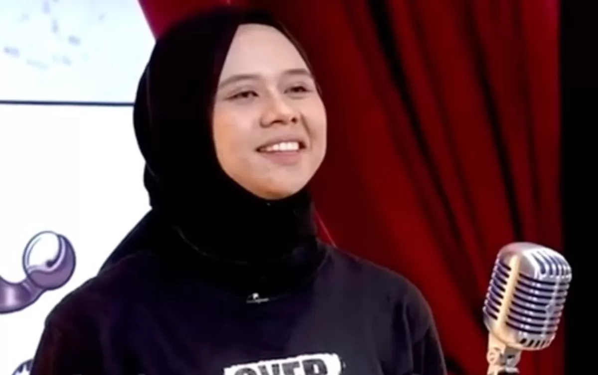 Potret komika Mega Salsabila kembali unggah konten satir memasak yang menyoroti kondisi sosial sekaligus sindiran bagi koruptor dan fenomena buzzer di tanah air (Instagram/mega_salsabillah)