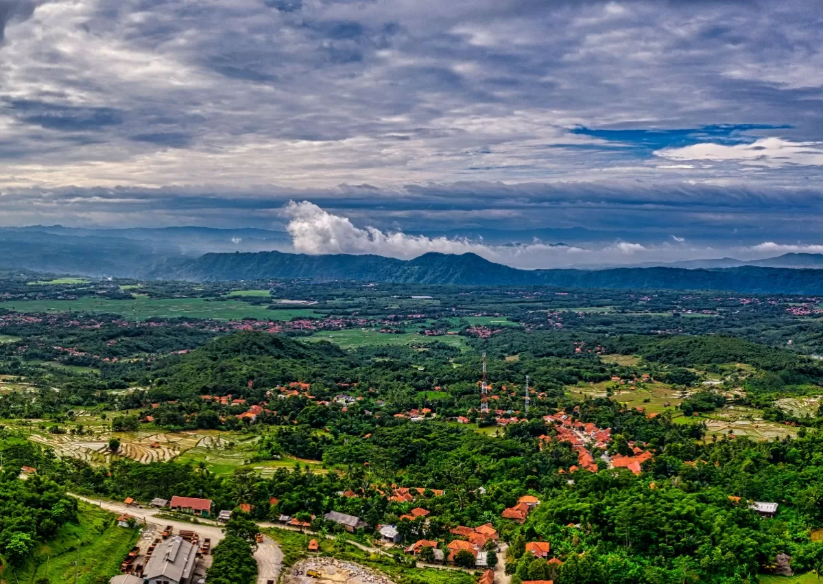 Ucapan Selamat Ulang Tahun Purwakarta 2026. (Pexels.com/Tom Fisk)