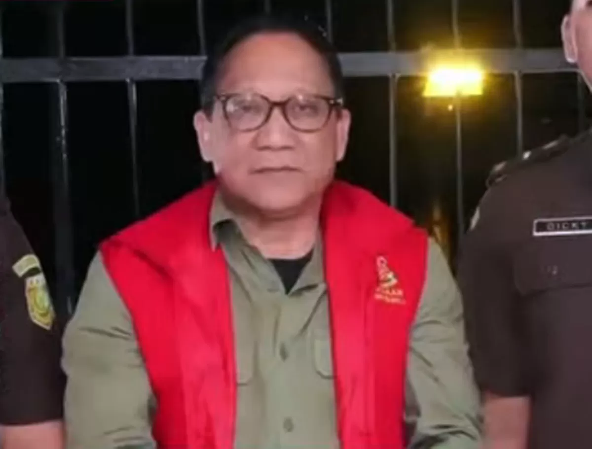 Potret Chairul Anwar eks Dirut PDTS Kebun Binatang Surabaya yang jadi tersangka kasus dugaan korupsi pakan hewan dan menimbulkan kerugian negara 10,2 M (Instagram/aslisuroboyo)