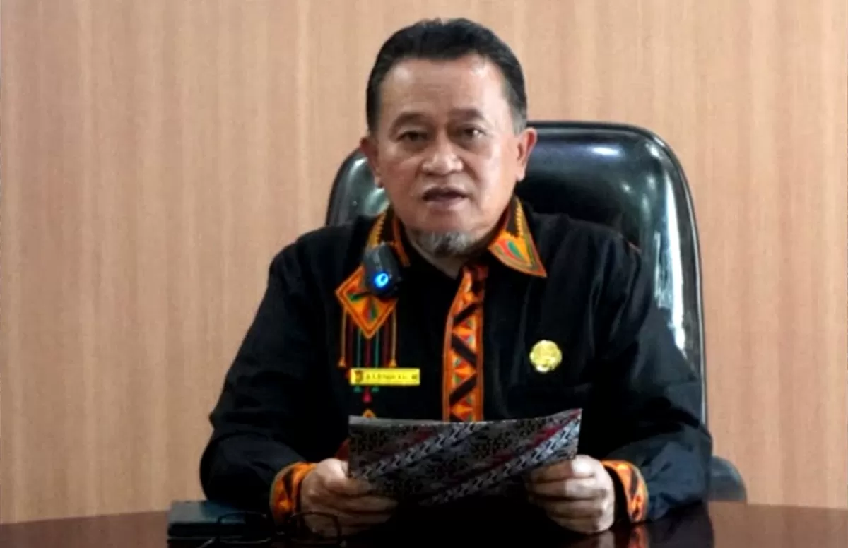 Potret Nevirizal, Setda Kabupaten Gayo Lues yang mengundurkan diri dari jabatannya usai viral unggahan anaknya flexing gaya hidup mewah (Instagram/prokopim_gayolues)