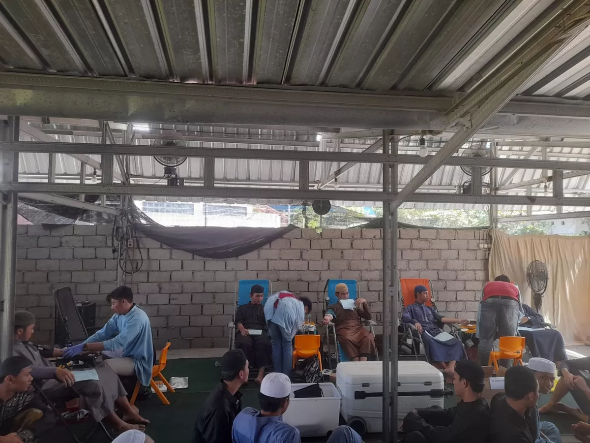 Aksi Donor Darah di PP Minhajul Atsar Ajung Sukses Himpun 76 Kantong Darah
