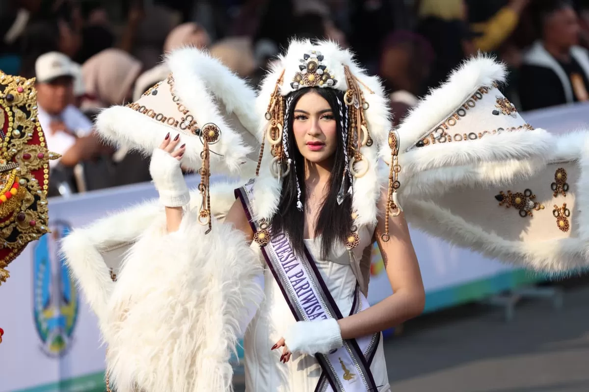 Karina Maudy Widodo Miss Indonesia Pariwisata saat ikut JFC. (M Purnomo/SketsaNusantara.id)