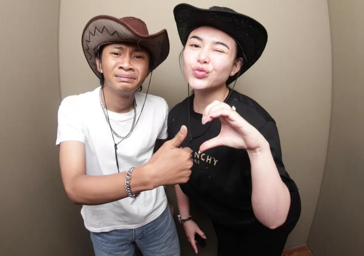 Fajar Sadboy pasang badan demi Amanda Manopo yang kini ditimpa berbagai macam ujian hidup selama berumah tangga dengan Kenny Austin (Instagram/@amandamanopo)