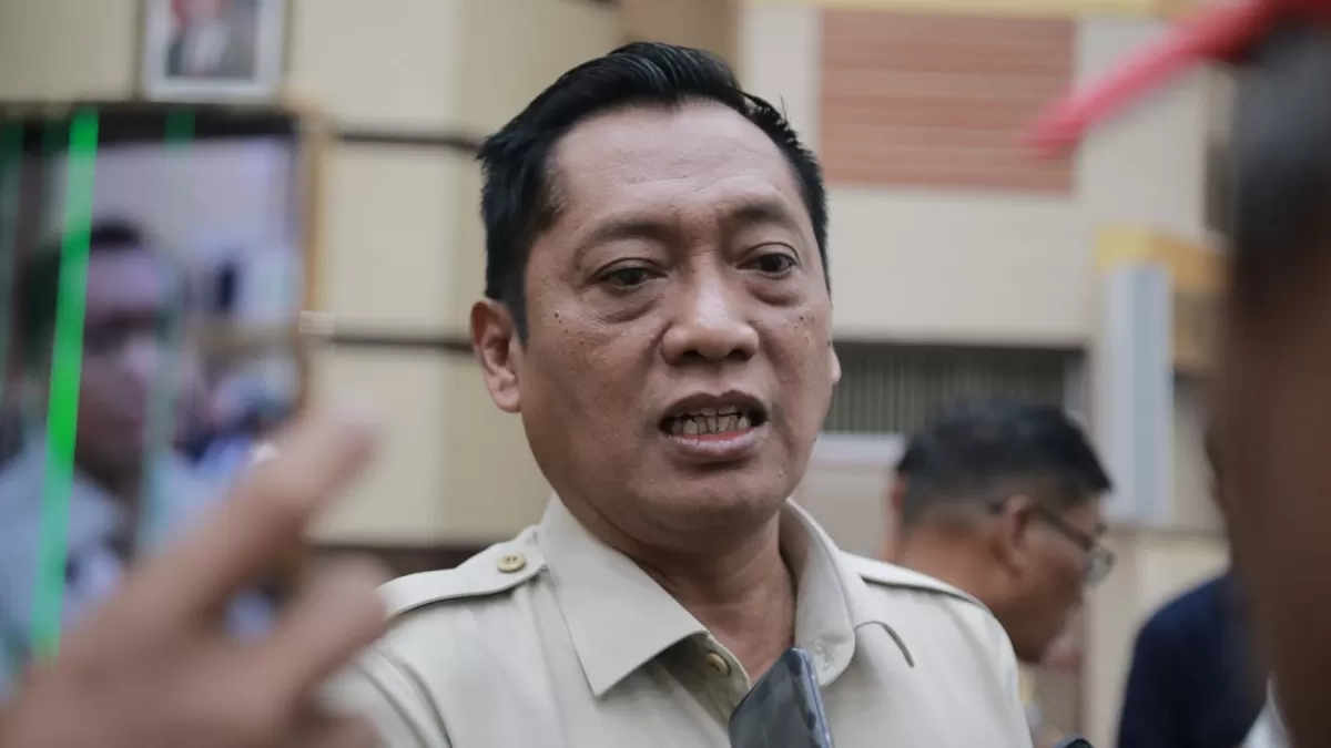 Ketua DPRD Jember Ahmad Halim saat dikonfirmasi. (Angga Juli Setiawan/SketsaNusantara.id)