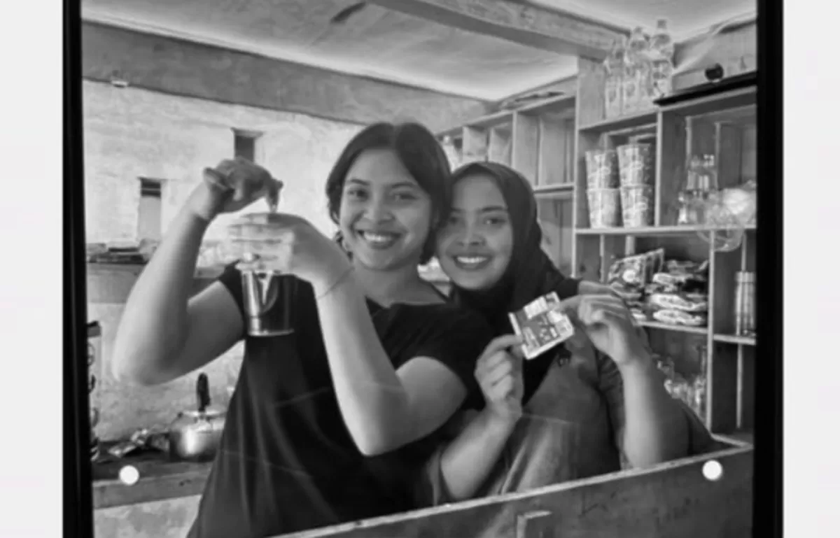 Potret pebulutangkis Gregoria Mariska Tunjung kenalkan kembarannya saat rayakan ulang tahun ke-27  (Instagram/gregoriamrska)