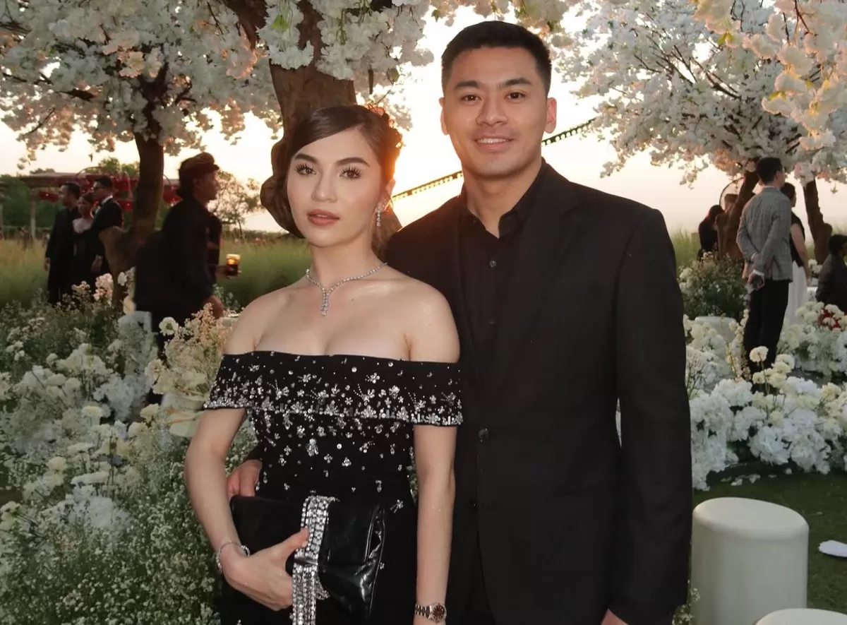 Elina Joerg dan sang kekasih, Arvin dirumorkan akan segera naik ke pelaminan dalam waktu dekat ini. (Instagram.com/@elinaaaaajoerg.)