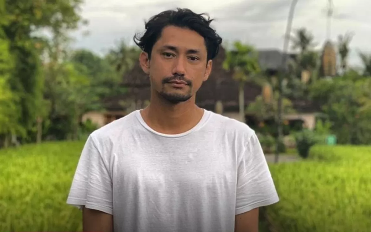 Potret aktor Revaldo Fifaldi kembali terjerat kasus narkoba usai positif pakai sabu yang disembunyikan dalam apartemennya (Instagram/revaldo.f.s.p.)