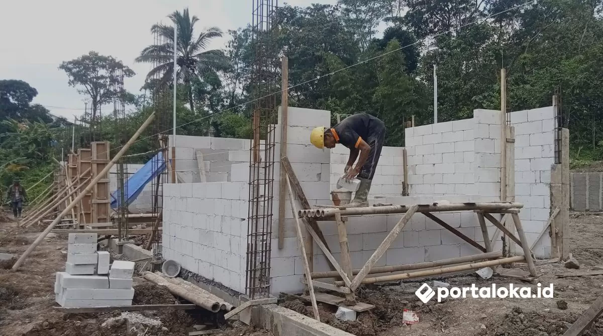 Proses pembangunan KDMP Desa Cinyasag Panawangan segera berlanjut (Portaloka.id/Bang Sufi)