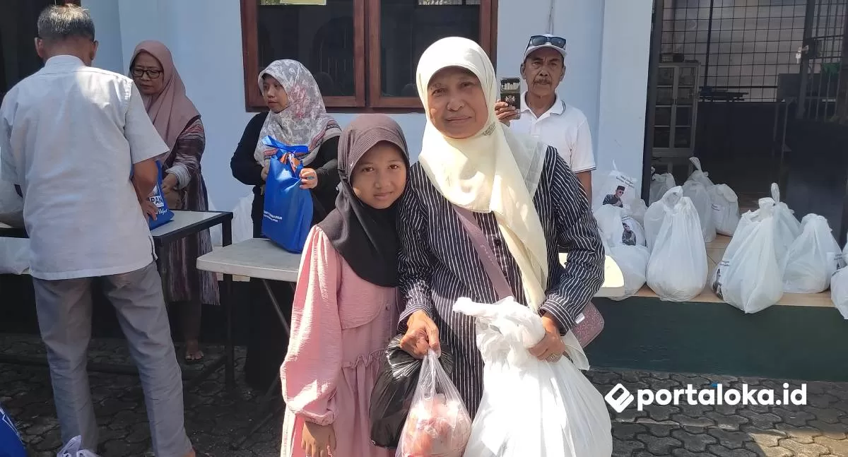 Santunan anak yatim piatu binaan LPYP Maleber Ciamis (Portaloka.id/Arman)