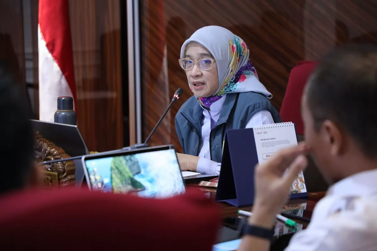 Menpan RB Rini Widyantini menjawab kabar penghapusan PPPK Paruh Waktu (Kemenpan RB)