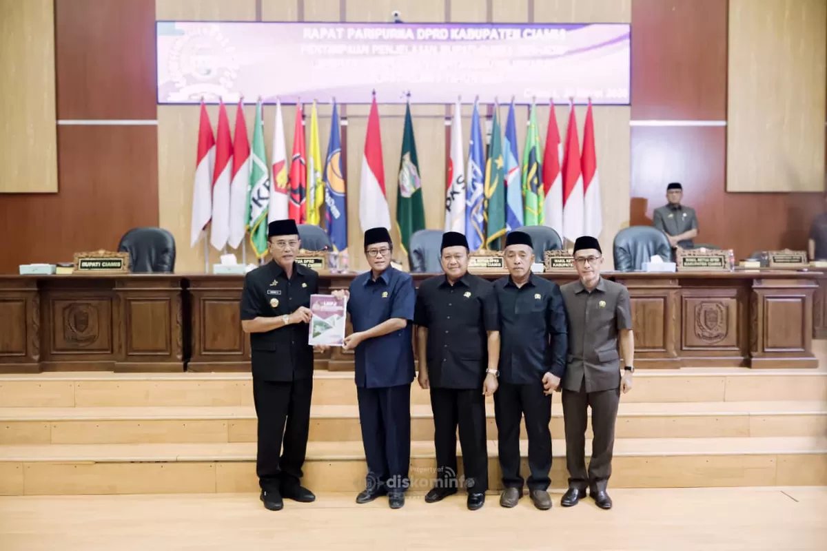 Bupati Ciamis paparkan ratusan prestasi di hadapan DPRD Ciamis (Pemkab Ciamis)