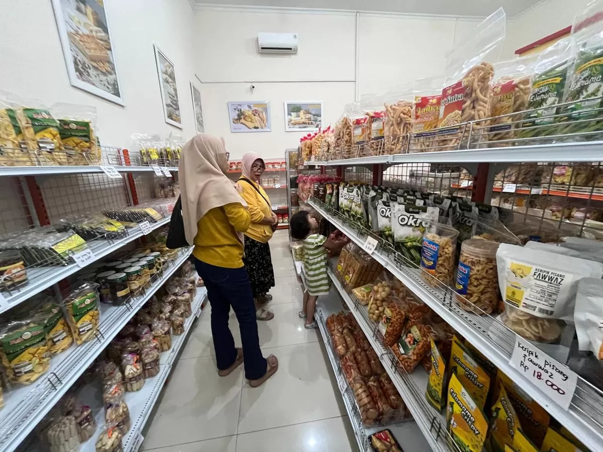 Toko oleh oleh banjir cuan saat libur Lebaran (Ist)