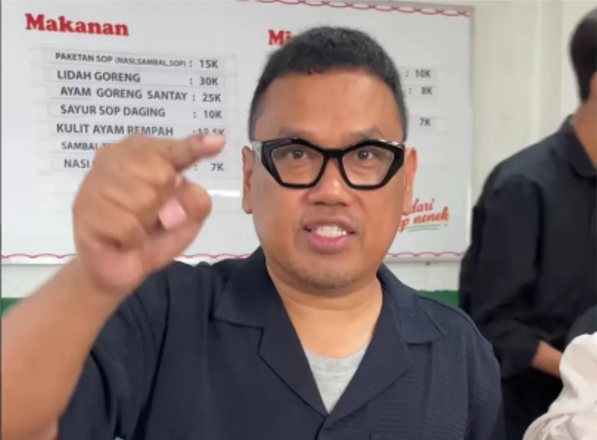 Uya Kuya cari pelaku penyebar isu 750 Dapur MBG dengan imbalan uang (Instagram @king_uyakuya)