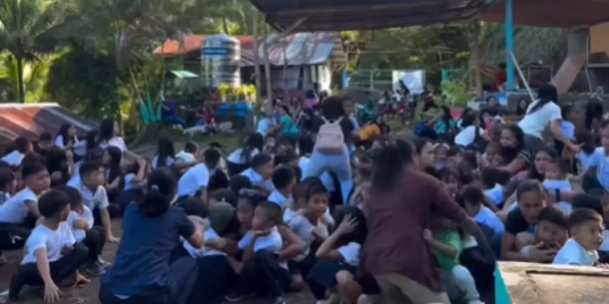 Suasana panik di SD Davao Occidental, Filipina saat terjadi gempa bumi pada Senin, 8 Juni 2026.  (Instagram.com/@infogempadunia)