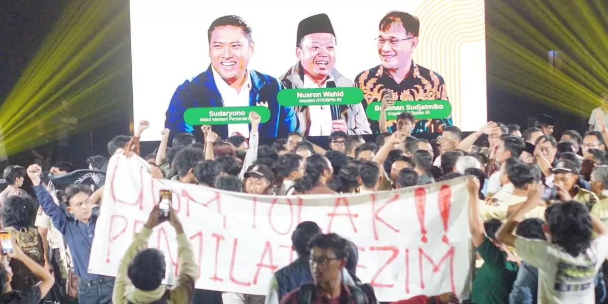 Menyoroti penuturan serikat mahasiswa UGM terkait diskusi publik yang diisi Nusron Wahid cs berujung ricuh.  (Instagram.com/@semaugm.official)