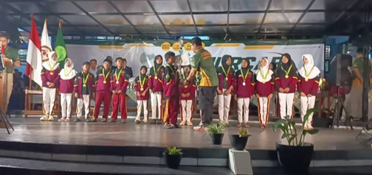 Tim LKBB MI Bojongsari meraih jurara umum Kejurkab Forbasi Tingkat Kabupaten Ciamis tahun 2026. (Ist)
