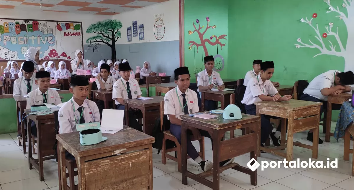 Murid baru MA GUPPI Al Barkah Ciamis mengikuti kegiatan MATAMUDA (Portaloka.id/Arman)