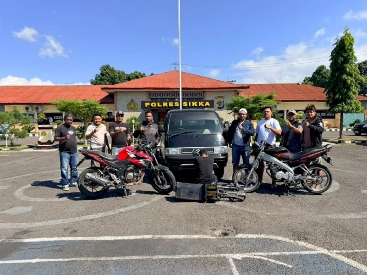 Polres Sikka amankan residivis curanmor berikut sejumlah barang bukti (Dok. Polres Sikka)