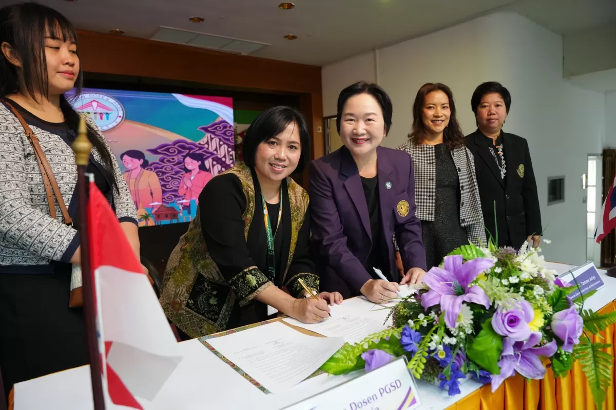 Penandatanganan kerjasama HDPGSDI dengan institusi pendidikan Thailand (Dok. Istimewa)
