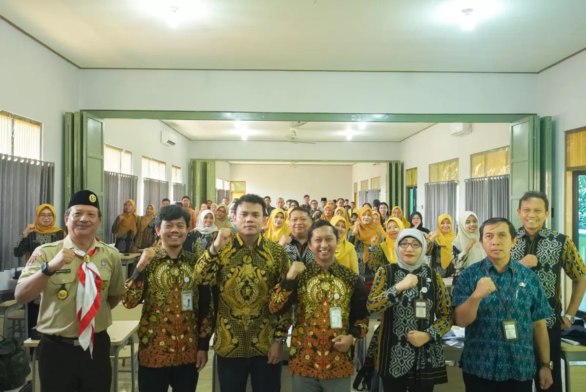 Sinergi UNNES dan MGMP Informatika SMP Jepara gelar pelatihan penguatan Penguatan Pembelajaran Koding dan Kecerdasan Artifisial (Dok. Istimewa)