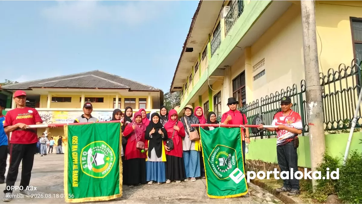 Jalan sehat MTs-MA GUPPI Al Barkah Ciamis dalam rangka memperingati HUT ke-81 Kemerdekaan Indonesia (Portaloka.id/Arman)