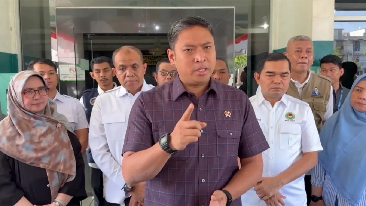 Kepala BGN Sudaryono mengungkap dugaan penyebab keracunan MBG di Berastagi, Karo (Badan Gizi Nasional)