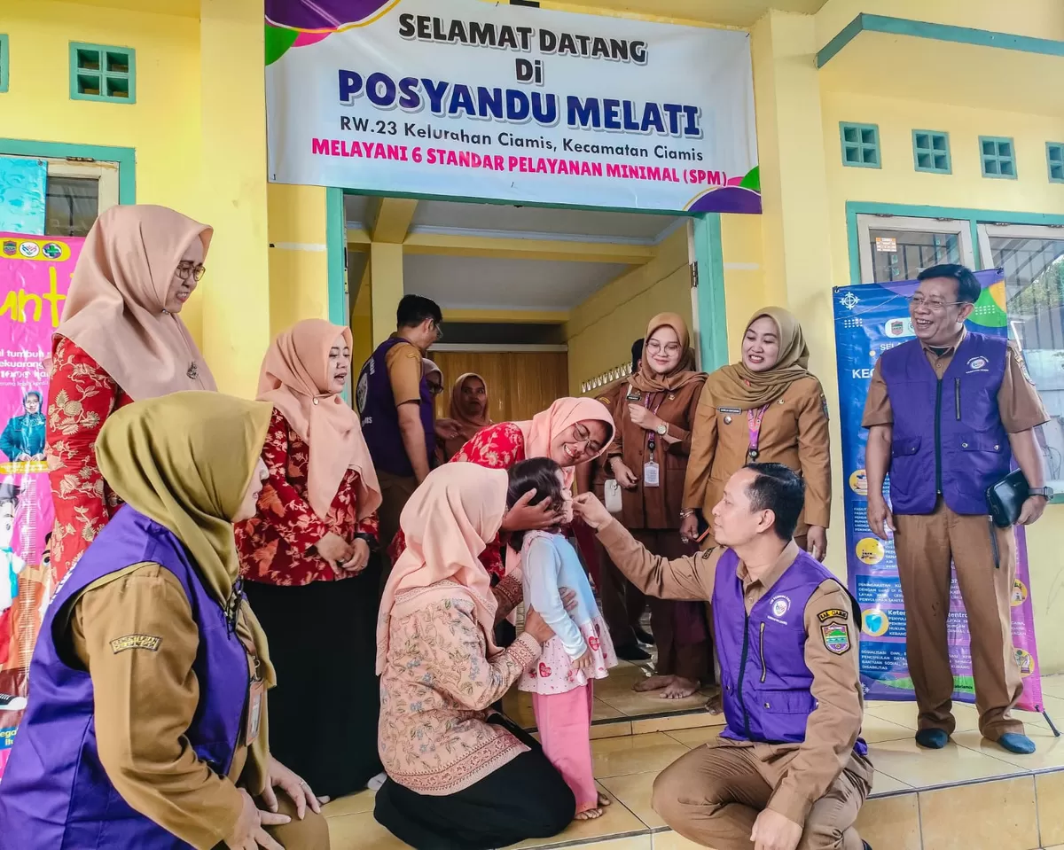 DWP Diskominfo Ciamis edukasi kesehatan dan pemberian Vitamin A di Posyandu Melati Pakuncen (Ist)