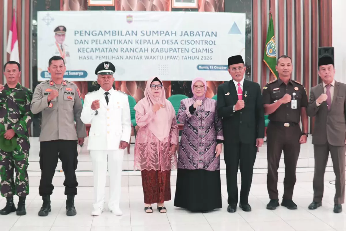 Pelantikan Kepada Desa Cisontol hasil PAW 2026 oleh Bupati Ciamis (Ist)