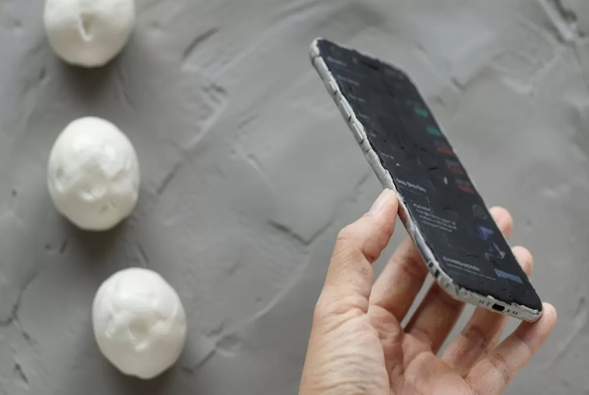 iPhone 17 Air setebal 5,6mm jadi tren baru. Cek 5 HP Android mirip iPhone Air dari Honor hingga Tecno dengan harga mulai Rp 1,8 jutaan saja!