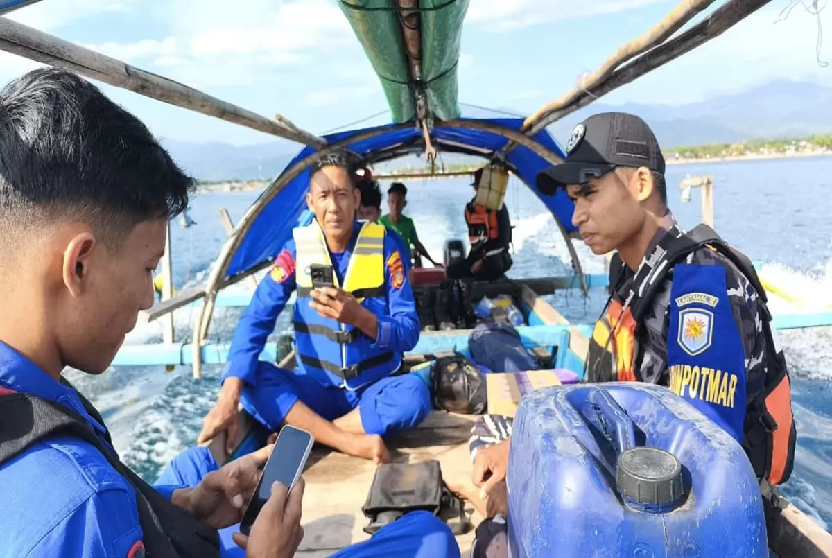 Dua nelayan muda asal Kelurahan Bantaya, Parigi Moutong hilang di Teluk Tomini sejak 10 Maret 2026. Tim gabungan Basarnas, TNI-AL, dan BPBD masih melakukan pencarian.