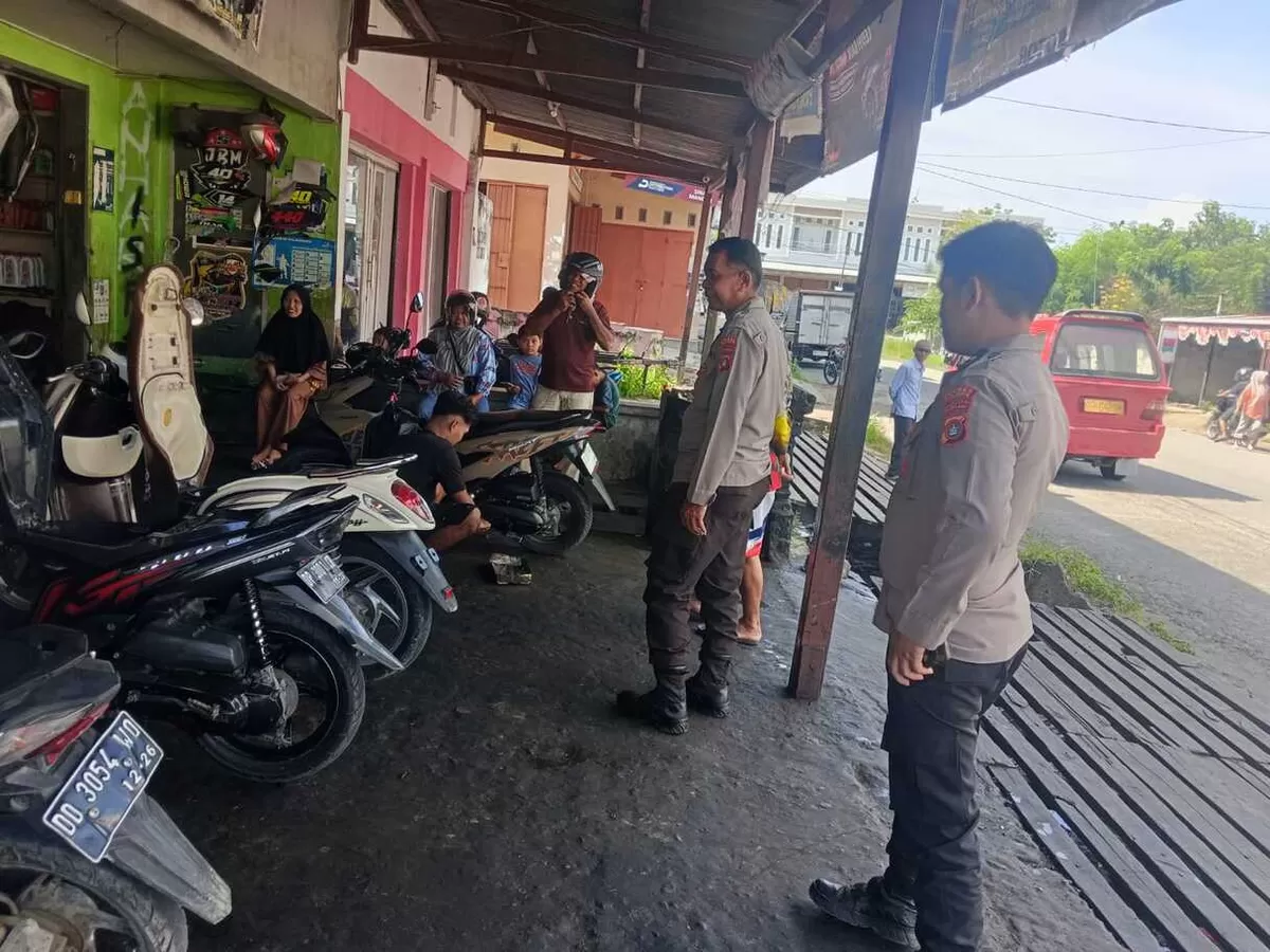 Polres Majene gelar himbauan kamtibmas soal knalpot brong di Banggae. Pemilik bengkel diminta tidak layani pemasangan knalpot tidak standar.