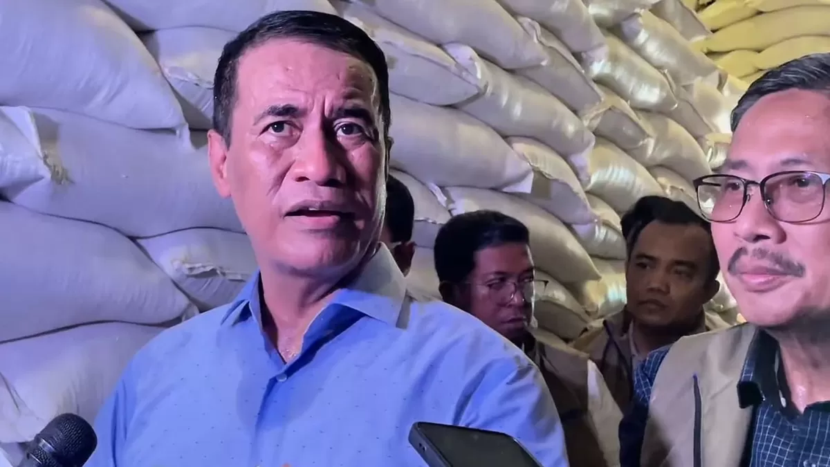 Menteri Pertanian Andi Amran Sulaiman pastikan stok pangan aman 11 bulan ke depan. Strategi pompanisasi siap bendung dampak El Nino Godzilla.