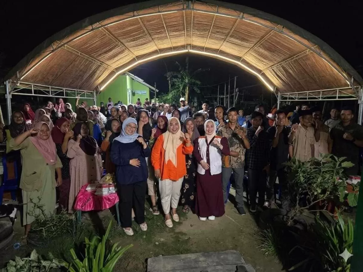 Lama tak tersentuh, warga Ambesia Induk tuntut pengadaan ambulans, listrik, dan air bersih saat reses legislator Irawati di Parigi Moutong.