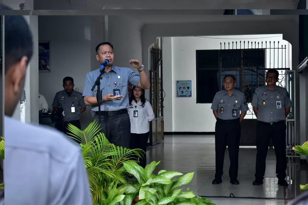 Kemenkum Sulteng kejar target WBBM 2026. Rakhmat Renaldy tegaskan layanan hukum harus cepat, transparan, dan bersih dari korupsi.